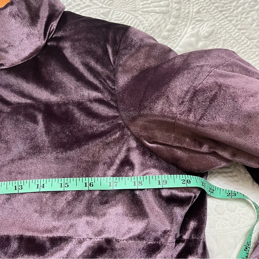 SWEATY BETTY Velvet Puffer Jacket Purple Gold Zipper Shimmer Pockets Size Small - Picture 10 of 14